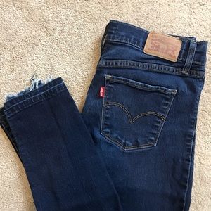Levi 311 Shaping Skinny dark wash Jeans